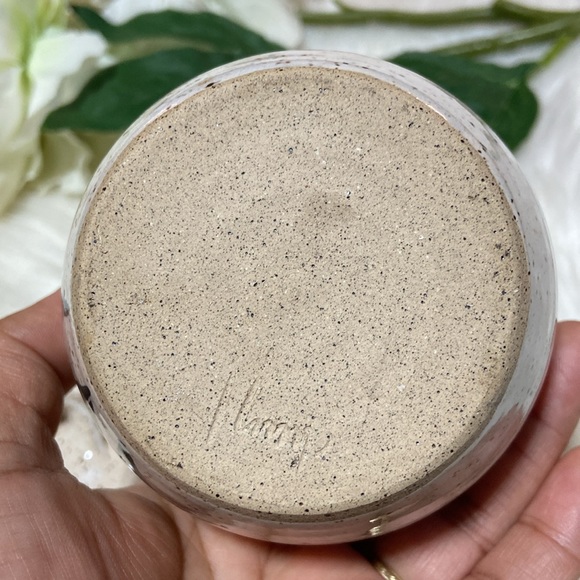 Hand Made Pottery with Lid Sign Unique - Picture 12 of 17